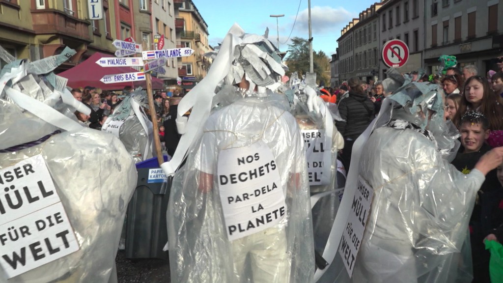 Die Umweltaktivisten bei der närrischen Parade in Saargemünd