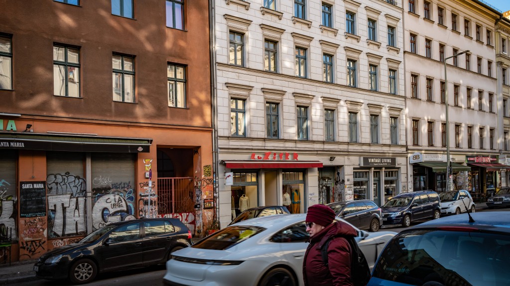 Berlin Kreuzberg-Friedrichshain; Mietshaus Wohnhaus Oranienstraße 169