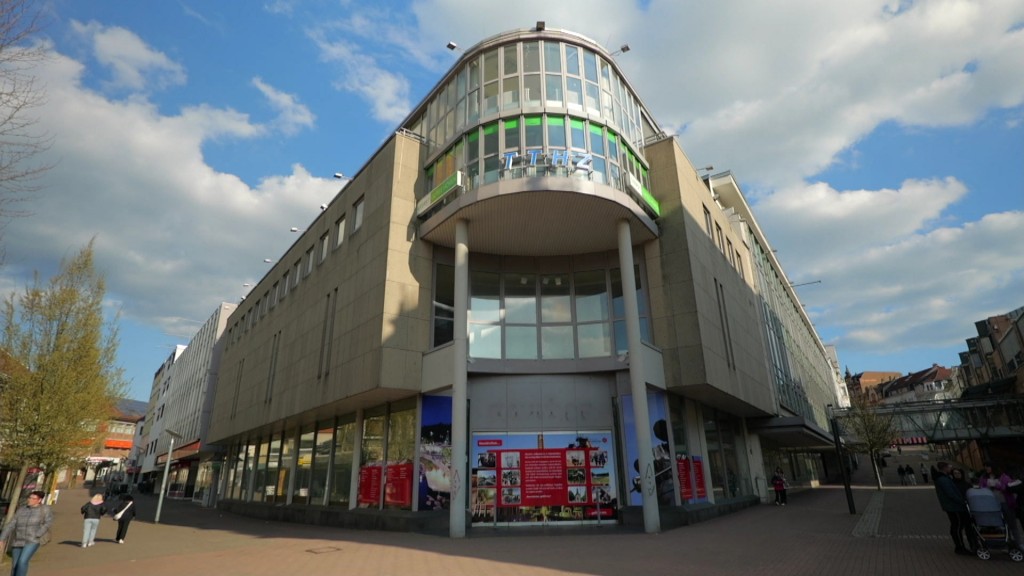 Das leer stehende Kaufhof-Gebäude in Neunkirchen