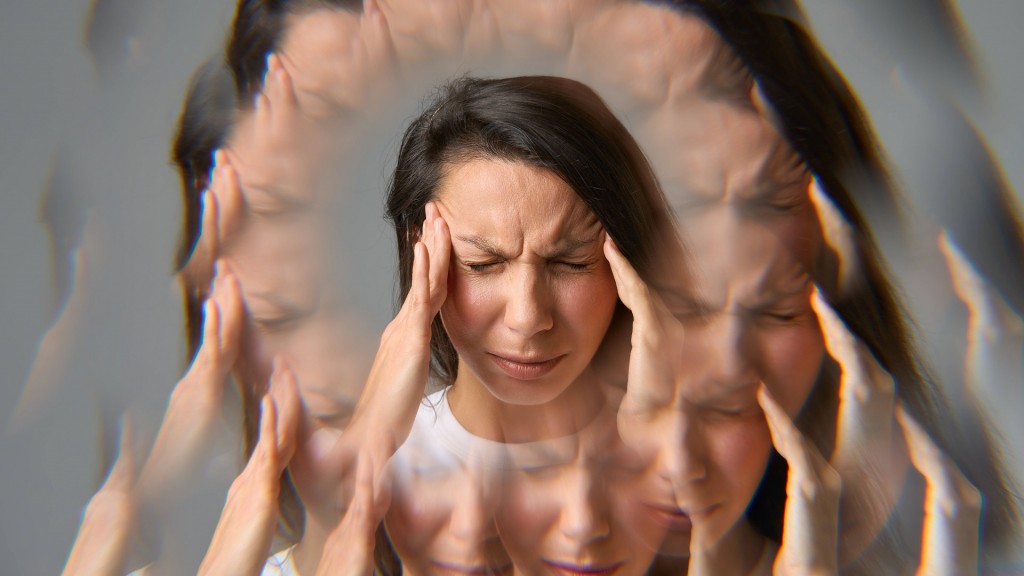 Frau mit Stresssympthomen