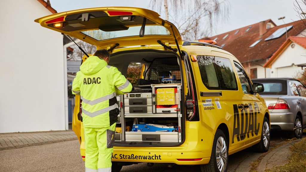 Foto: Mitarbeiter der ADAC Pannenhilfe