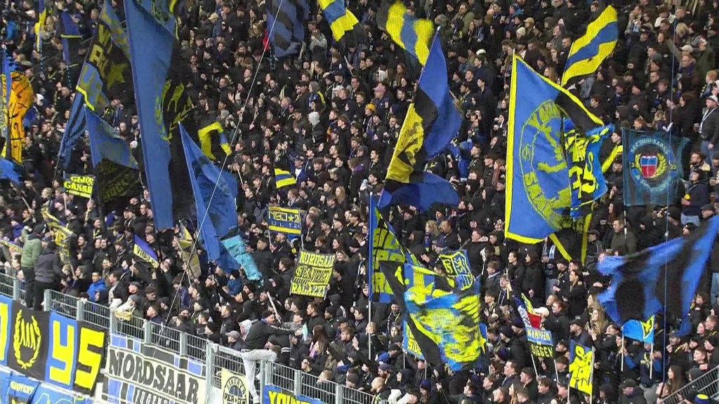 Foto: Fankurve des 1. FC Saarbrücken im Ludwigspark