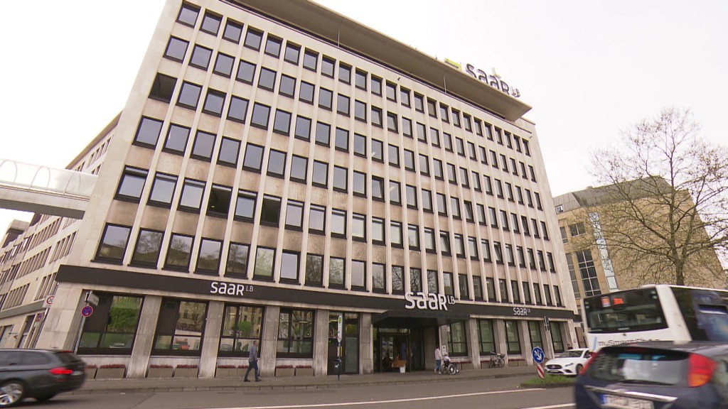 Gebäude der saarländischen Landesbank (SaarLB)