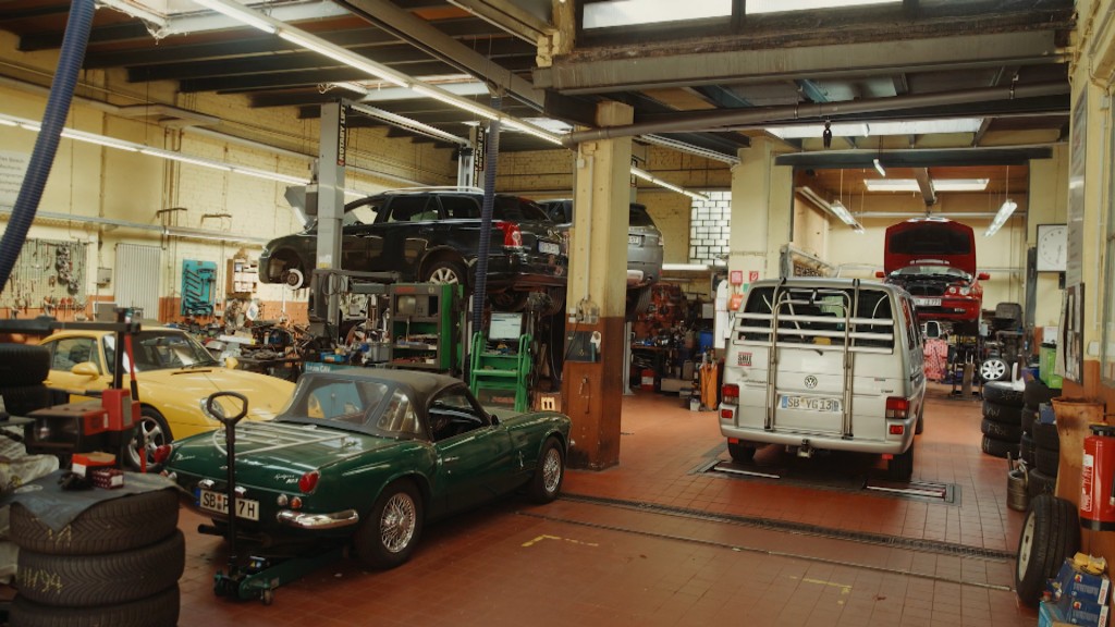 Foto: Blick in die Autowerkstatt