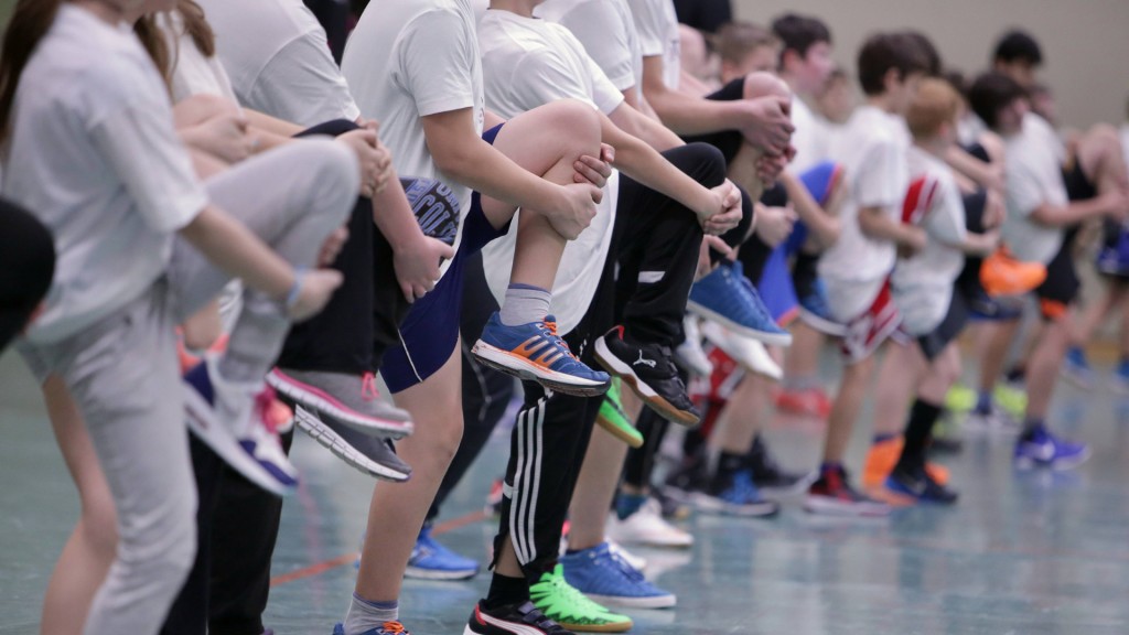 Kinder beim Training im Turnverein