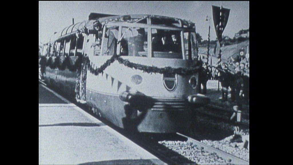 Foto: Archivaufnahme der Eröffnung der Ostertalbahn