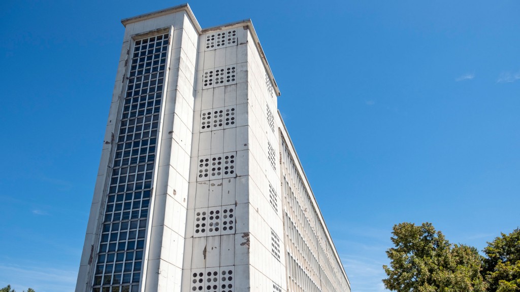 Das leerstehende Pingusson-Gebäude in Saarbrücken