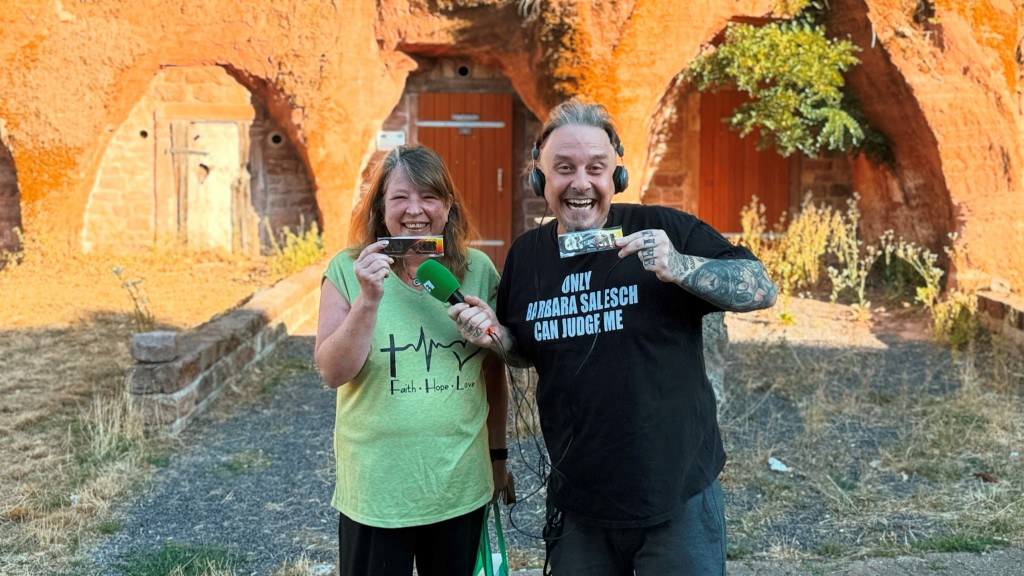 Simone hat noch zwei SoFi-Brillen ergattert