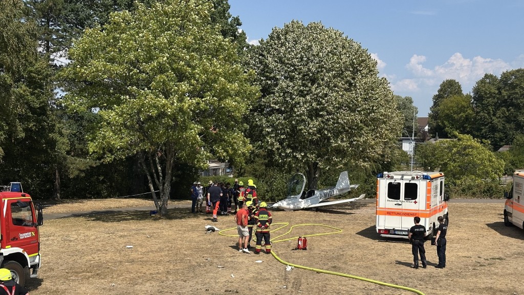 Foto: Abgestürztes Kleinflugzeug in Bexbach