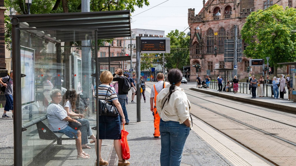 Foto: Die Saarbahn-Haltestelle an der Johanneskirche