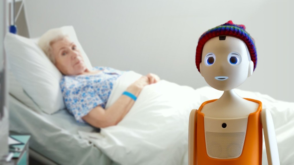 Foto: Im Hintergrund: eine ältere Dame liegend im Krankenbett.