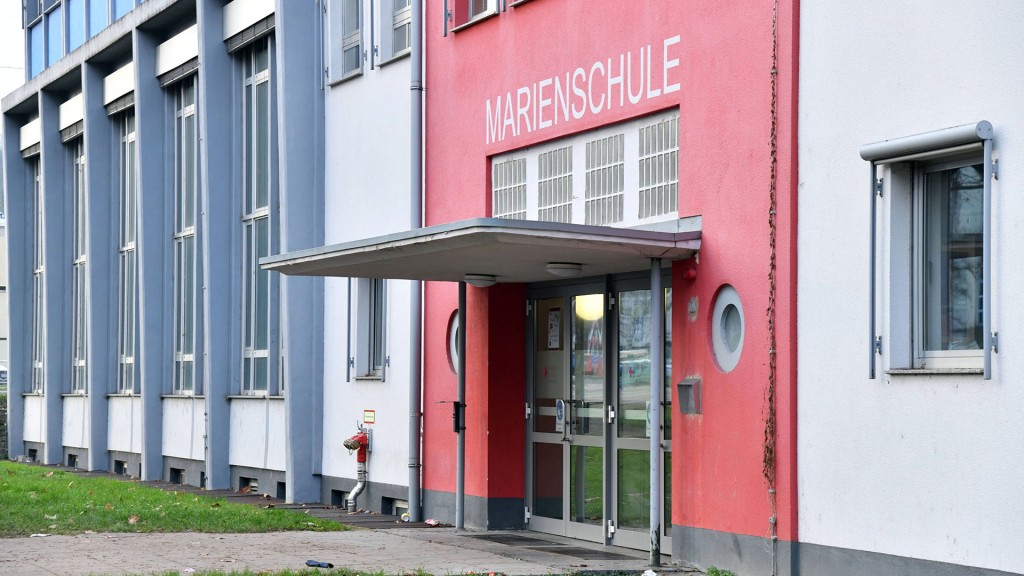 Foto: Das Gymnasium Marienschule in Saarbrücken