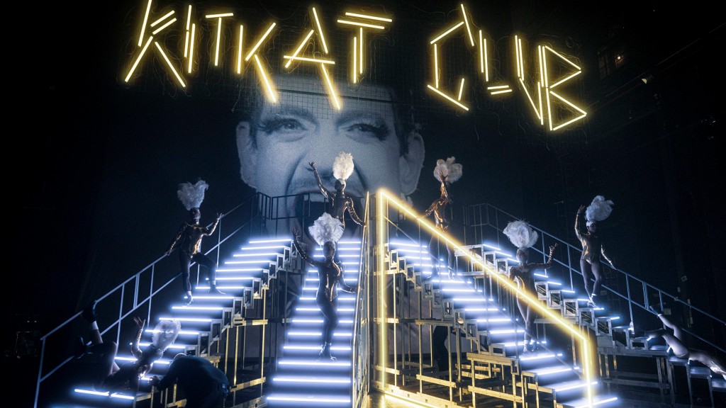 Kit-Kat Club Girls & Boys, Jan Hutter (Projektion)