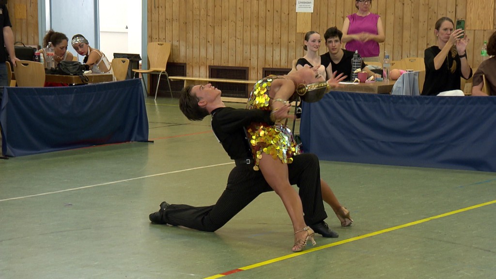 Foto: Tänzer vor der Jury
