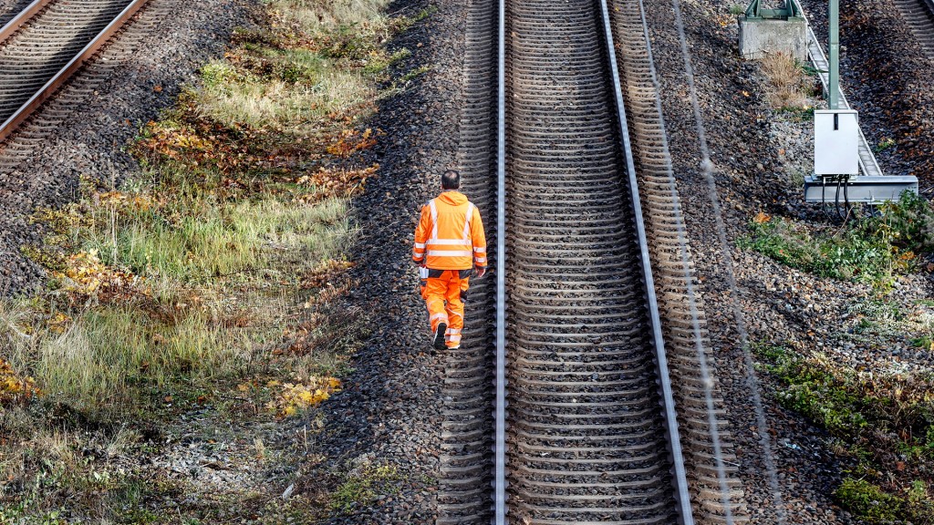 Bahn: Sanierungsarbeiten