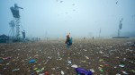 Müll auf einem Festivalgelände 
