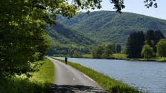 Radweg entlang der Meuse